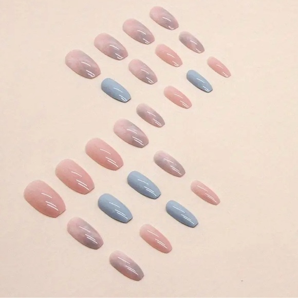 ✨Press-on nails nails artificial with Adhesive Almond 24pcs Blue Summer Wear ✨ - Picture 3 of 4